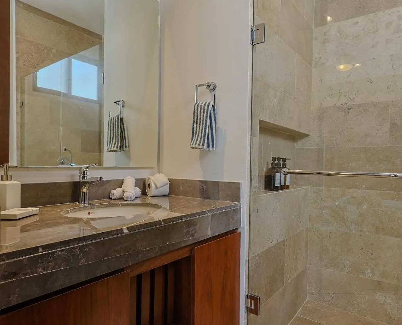 Modern Townhouse With Private Pool And Bbq Area Villa Playa del Carmen 0*,  Mexico