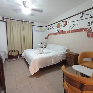 Fenicia Apartment